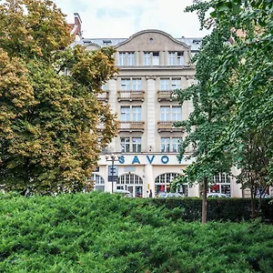  Hostal Savoy